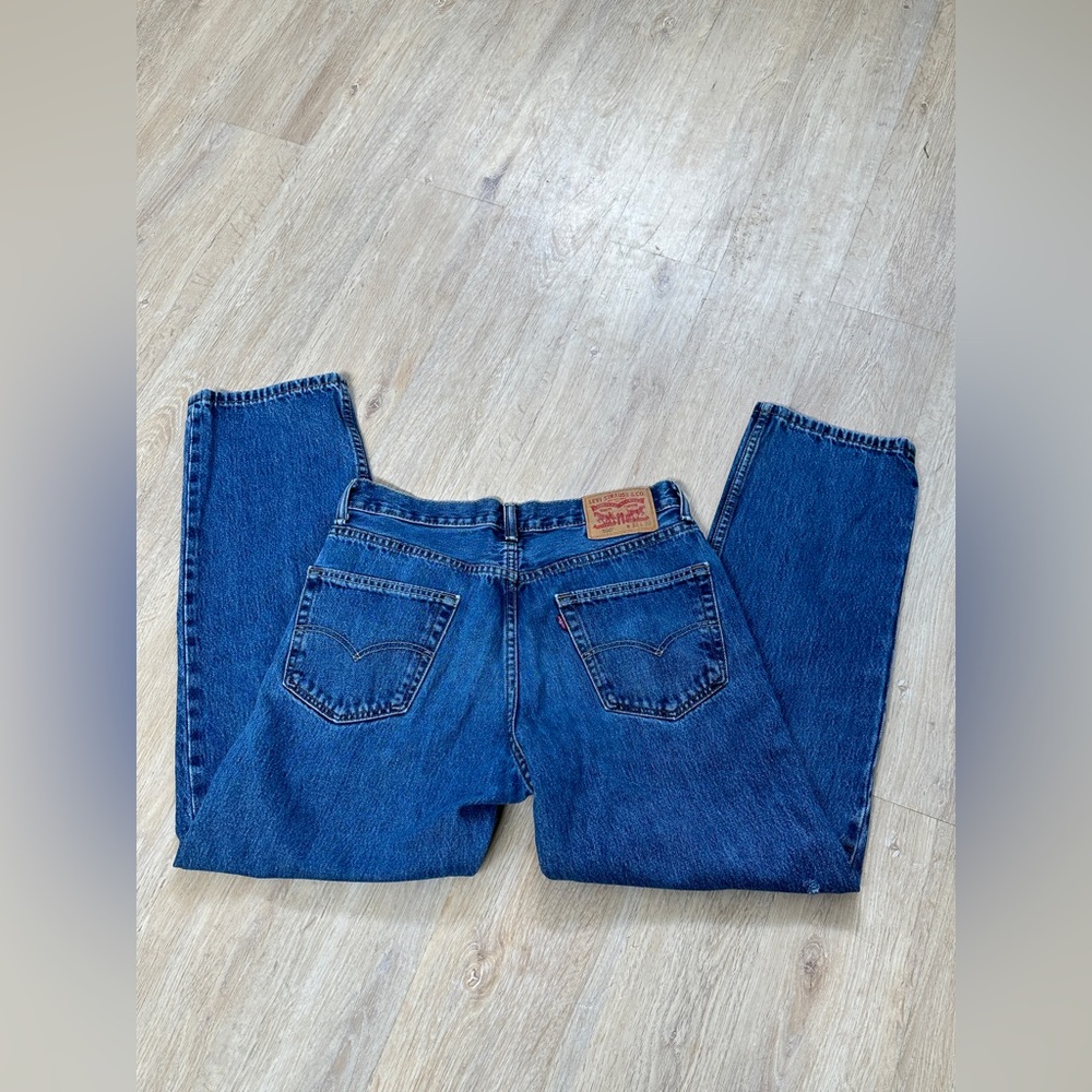 LEVI mens/women 550 jeans (W32L32)